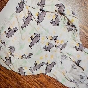 Colored rhino science style blouse